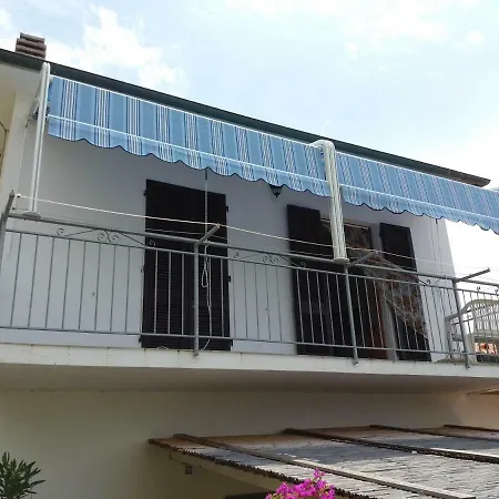 Casa Fiorella Pomonte